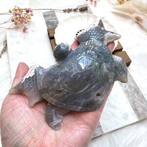 Gorgeous Moss Agate Sea Turtle Carving